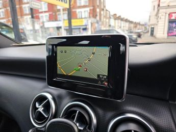 MERCEDES-BENZ A-CLASS AUTOMATIC 1.6 A180 SE Hatchback 5dr Petrol 7G-DCT Euro 6 (s/s) (