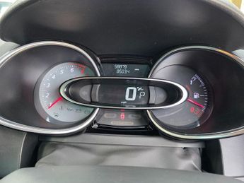 RENAULT CLIO 1.6 TCe Renaultsport Lux Hatchback 5dr Petrol EDC Euro 5 (200 ps
