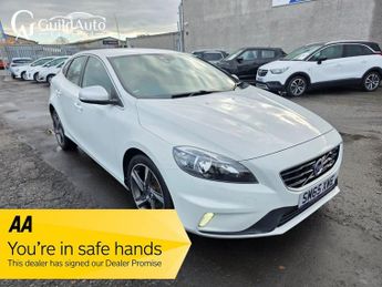 Volvo V40 2.0 T2 R-Design Hatchback 5dr Petrol Manual Euro 6 (s/s) (122 ps