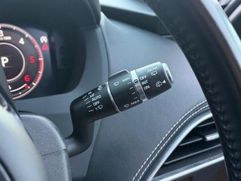 JAGUAR F-PACE 2.0 D180 Chequered Flag SUV 5dr Diesel Auto AWD Euro 6 (s/s) (18