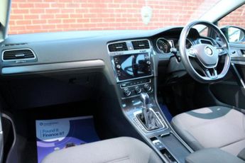 VOLKSWAGEN E-GOLF 35.8kWh e-Golf Hatchback 5dr Electric Auto (136 ps)