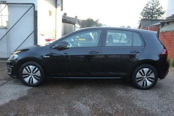 VOLKSWAGEN E-GOLF 35.8kWh e-Golf Hatchback 5dr Electric Auto (136 ps)