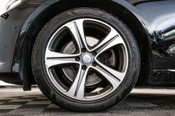 MERCEDES-BENZ E-CLASS 2.0 E220d SE (Premium) Saloon 4dr Diesel G-Tronic+ Euro 6 (s/s) 