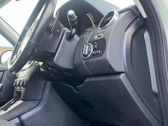 LAND ROVER DISCOVERY 4 3.0 SD V6 GS SUV 5dr Diesel Auto 4WD Euro 5 (s/s) (255 bhp)