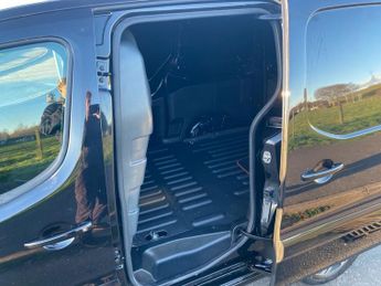 CITROEN BERLINGO 1.6 BlueHDi 625 LX NO VAT VAN  ETG6 L1 AUTO Euro 6 100 bhp