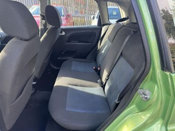 FORD FIESTA 1.25 Zetec Climate Hatchback 5dr Petrol Manual (142 g/km, 74 bhp