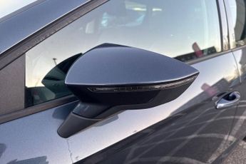 SEAT LEON 2.0 TSI FR Hatchback 5dr Petrol DSG Euro 6 (s/s) (190 ps) Front 