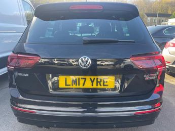 VOLKSWAGEN TIGUAN 2.0 TDI BlueMotion Tech R-Line SUV 5dr Diesel DSG 4Motion Euro 6