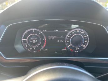 VOLKSWAGEN TIGUAN 2.0 TDI BlueMotion Tech R-Line SUV 5dr Diesel DSG 4Motion Euro 6