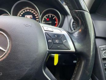 MERCEDES-BENZ C-CLASS 2.1 C220 CDI Executive SE Saloon 4dr Diesel G-Tronic+ Euro 5 (s/