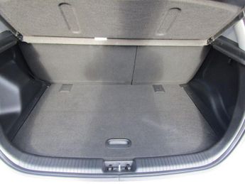 KIA VENGA 1.6 2 MPV 5dr Petrol Automatic Euro 6 (123 bhp)