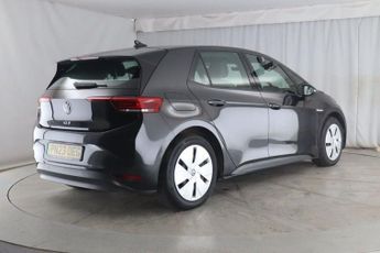 VOLKSWAGEN ID.3 Pro 58kWh Life Hatchback 5dr Electric Auto (145 ps)