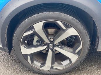 NISSAN JUKE 1.0 DIG-T Tekna SUV 5dr Petrol Manual Euro 6 (s/s) (117 ps)