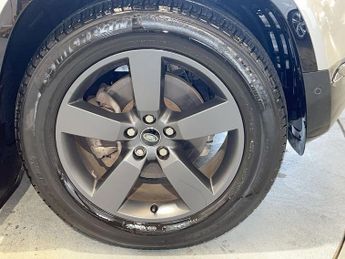 LAND ROVER DEFENDER 90 3.0 D250 MHEV X-Dynamic HSE SUV 3dr Diesel Auto 4WD Euro 6 (s/s)