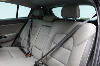 KIA SPORTAGE 2.0 CRDi First Edition SUV 5dr Diesel Auto AWD Euro 6 (182 bhp)