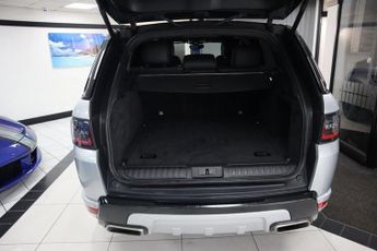 LAND ROVER RANGE ROVER SPORT 3.0 SD V6 Autobiography Dynamic SUV 5dr Diesel Auto 4WD Euro 6 (