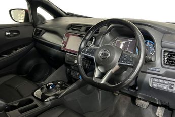 NISSAN LEAF 40kWh N-Connecta Hatchback 5dr Electric Auto (150 ps) Rear View 