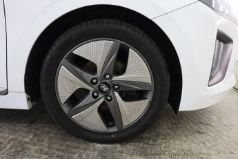 HYUNDAI IONIQ 1.6 h-GDi Premium SE DCT Euro 6 (s/s) 5dr