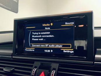 AUDI A6 AVANT 2.0 TDI ultra SE Estate 5dr Diesel S Tronic Euro 6 (s/s) (190 ps