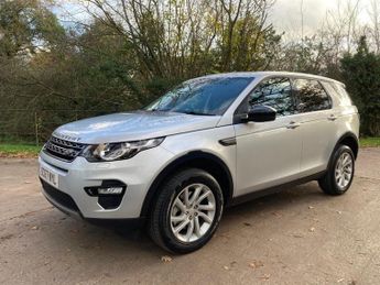 LAND ROVER DISCOVERY SPORT 2.0 TD4 SE Tech SUV 5dr Diesel Auto 4WD Euro 6 (s/s) (180 ps)