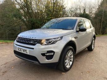 LAND ROVER DISCOVERY SPORT 2.0 TD4 SE Tech SUV 5dr Diesel Auto 4WD Euro 6 (s/s) (180 ps)