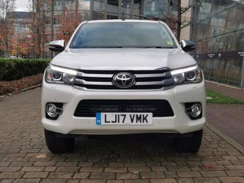 TOYOTA HI-LUX 2.4 D-4D Invincible X Pickup Double Cab 4dr Diesel Auto 4WD Euro