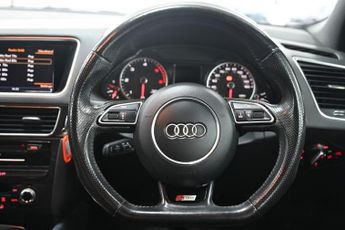 AUDI Q5 2.0 TDI S line Plus SUV 5dr Diesel S Tronic quattro Euro 5 (s/s)