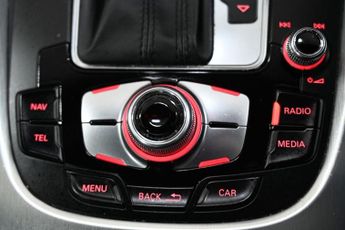 AUDI Q5 2.0 TDI S line Plus SUV 5dr Diesel S Tronic quattro Euro 5 (s/s)