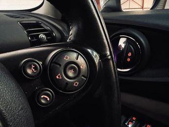 MINI CLUBMAN 1.5 Cooper Estate 6dr Petrol Auto Euro 6 (s/s) (136 ps)