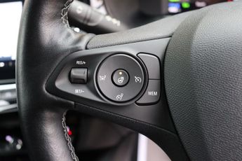 VAUXHALL CORSA 50kWh ELITE NAV PREMIUM 
