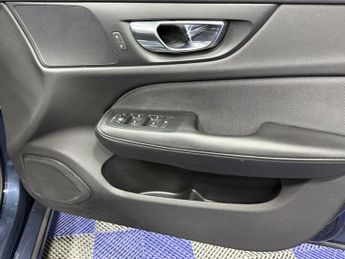 VOLVO V60 2.0 T5 R-Design Plus Estate 5dr Petrol Auto Euro 6 (s/s) (250 ps