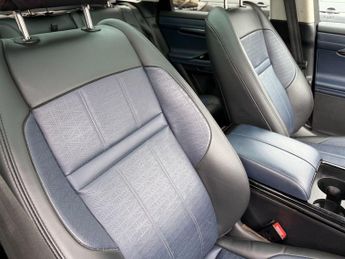 LAND ROVER RANGE ROVER EVOQUE 2.0 D180 R-Dynamic HSE SUV 5dr Diesel Auto 4WD Euro 6 (s/s) (180