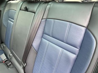 LAND ROVER RANGE ROVER EVOQUE 2.0 D180 R-Dynamic HSE SUV 5dr Diesel Auto 4WD Euro 6 (s/s) (180