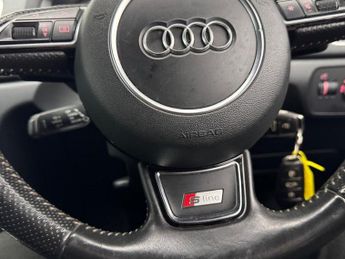 AUDI Q3 2.0 TDI S line Plus SUV 5dr Diesel S Tronic quattro Euro 6 (s/s)