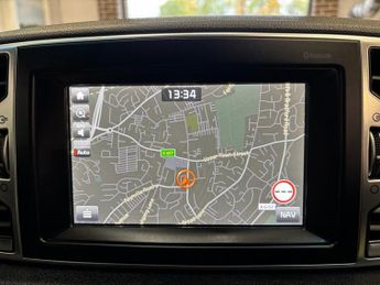 KIA SPORTAGE 1.6 T-GDi GT-Line SUV 5 Door Petrol Automatic White DCT AWD Euro