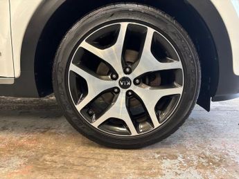 KIA SPORTAGE 1.6 T-GDi GT-Line SUV 5 Door Petrol Automatic White DCT AWD Euro