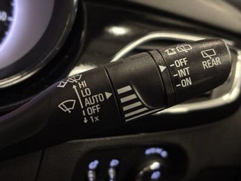 VAUXHALL ASTRA 1.4i Turbo SRi Hatchback 5 Door Petrol Automatic Blue Euro 6 