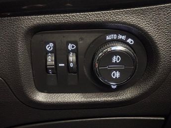 VAUXHALL ASTRA 1.4i Turbo SRi Hatchback 5 Door Petrol Automatic Blue Euro 6 