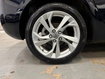 VAUXHALL ASTRA 1.4i Turbo SRi Hatchback 5 Door Petrol Automatic Blue Euro 6 