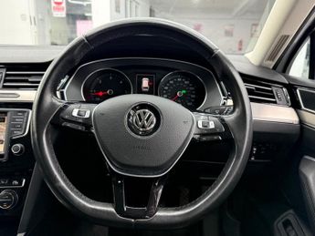VOLKSWAGEN PASSAT 2.0 TDI BlueMotion Tech GT Estate 5dr Diesel DSG Euro 6 (s/s) (1