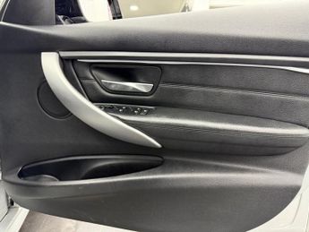 BMW 3 SERIES 2.0 320d M Sport Saloon 4dr Diesel Auto Euro 5 (s/s) (184 ps)