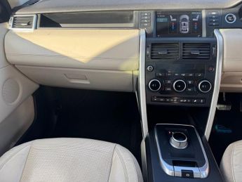 LAND ROVER DISCOVERY SPORT 2.2 SD4 HSE Luxury SUV 5dr Diesel Auto 4WD Euro 5 (s/s) (190 ps)