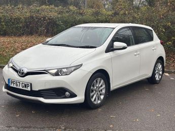 Toyota Auris 1.2 VVT-i Icon Hatchback 5dr Petrol Manual Euro 6 (s/s) (Safety 