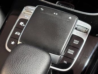 MERCEDES-BENZ A-CLASS 2.0 A200d Sport (Executive) Hatchback 5dr Diesel 8G-DCT Euro 6 (