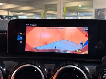 MERCEDES-BENZ A-CLASS 2.0 A200d Sport (Executive) Hatchback 5dr Diesel 8G-DCT Euro 6 (