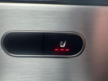 MERCEDES-BENZ CLA 1.3 CLA180 AMG Line Coupe 4dr Petrol 7G-DCT Euro 6 (s/s) (136 ps