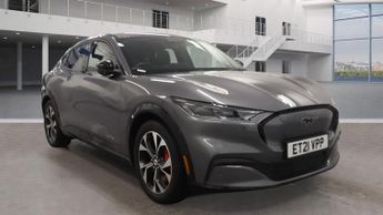 Ford Mustang Standard Range 70kWh SUV 5dr Electric Automatic AWD (269 ps)