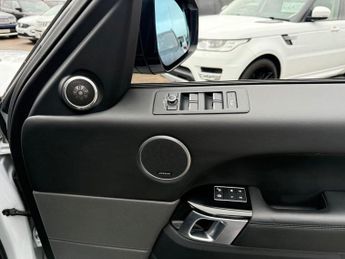 LAND ROVER RANGE ROVER SPORT 3.0 SD V6 Autobiography Dynamic SUV 5dr Diesel Auto 4WD Euro 6-2