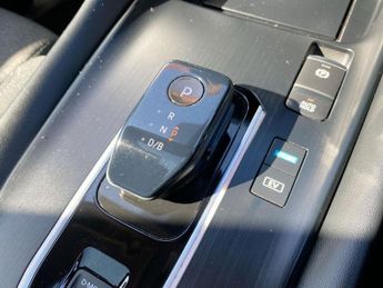 NISSAN QASHQAI 1.5 h e-POWER N-Connecta SUV 5dr Petrol Hybrid Auto Euro 6 (s/s)