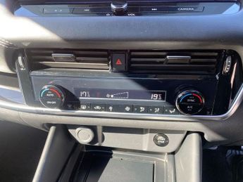 NISSAN QASHQAI 1.5 h e-POWER N-Connecta SUV 5dr Petrol Hybrid Auto Euro 6 (s/s)